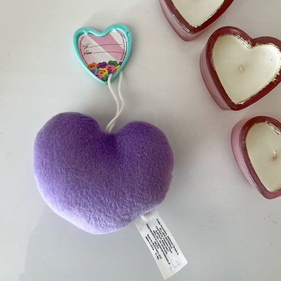 Sweethearts “I 💗 You” Plush Valentine’s Toy - Picture 2 of 4
